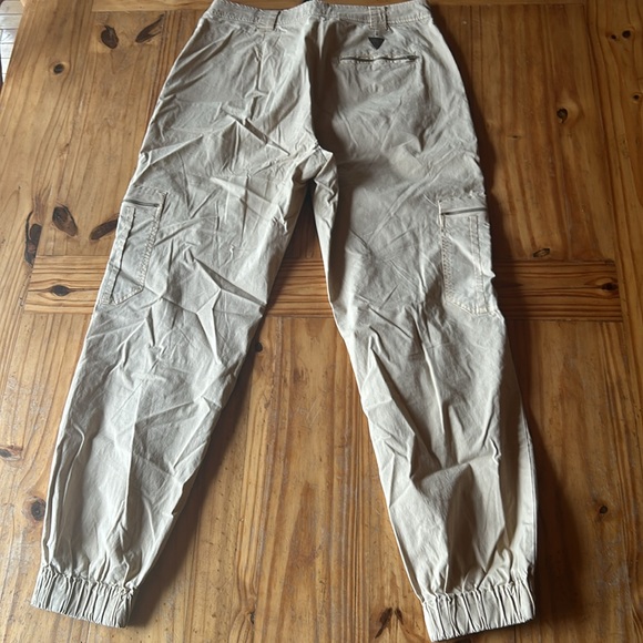 Guess Cargo Pants Size 4 - Picture 5 of 6